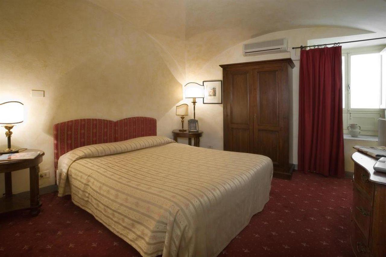 Palazzo Magnani Feroni, All Suite - Residenza D'Epoca Florence Room photo