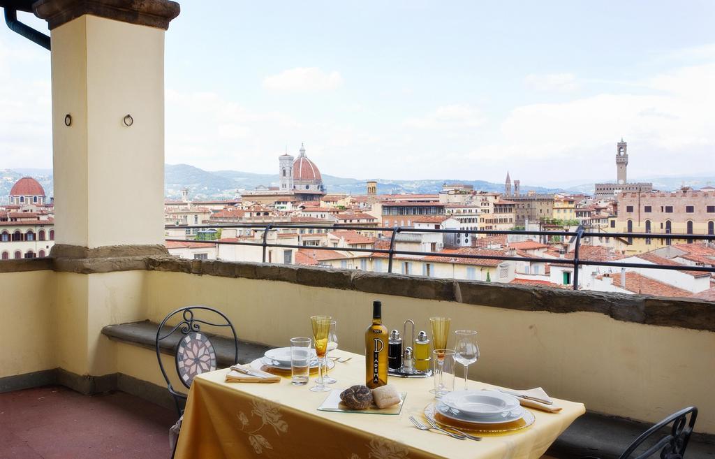 Palazzo Magnani Feroni, All Suite - Residenza D'Epoca Florence Exterior photo